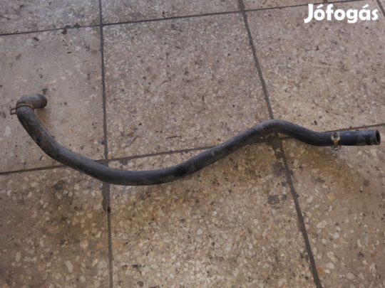 Toyota Prius Vízcső