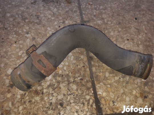 Toyota Prius Vízcső