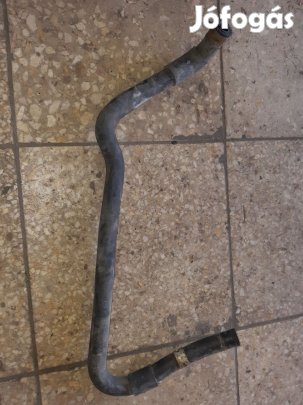 Toyota Prius Vízcső