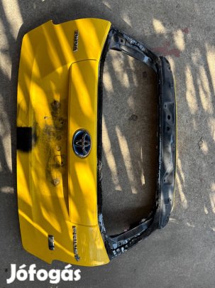 Toyota Prius+ csomagtérajtó