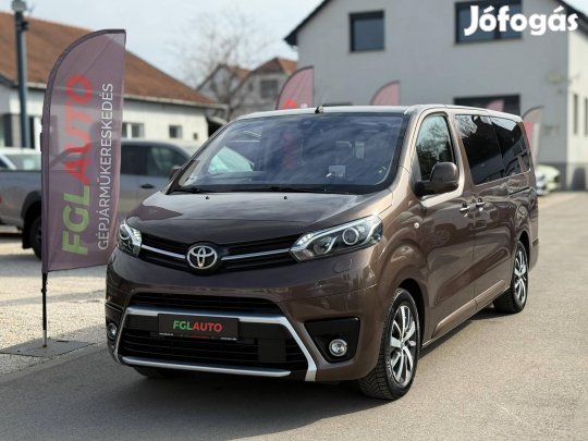 Toyota Proace 2.0 D-4D Family Comfort L2H1 MO-I...