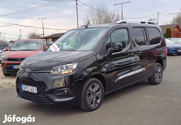 Toyota Proace City Verso 1.2T Family L2H1 [7 sz...