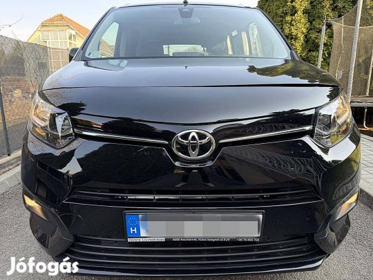 Toyota Proace City Verso 1.2T Shuttle L2H1 [7 s...