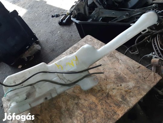 Toyota Rav 4 00-05 Ablakmosó Tartály