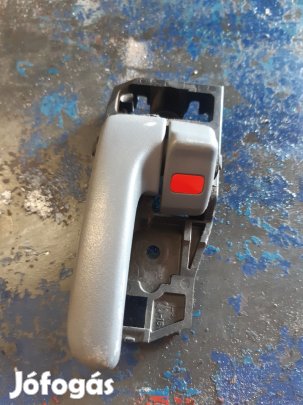 Toyota Rav 4 00-05 Bal Hátsó Belső Ajtókilincs