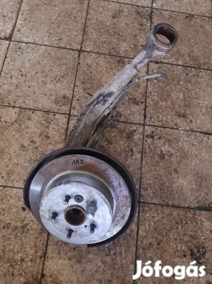 Toyota Rav 4 00-05 Bal Hátsó Lengőkar + Csonkállvány Kerékaggyal