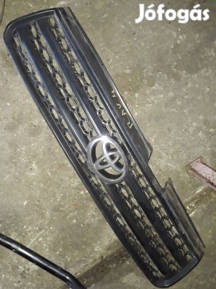 Toyota Rav 4 00-05 Hűtőrács