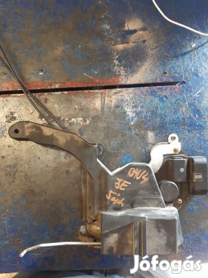 Toyota Rav 4 00-05 Jobb Első Ajtó Zárszerkezet + Központizár Motor