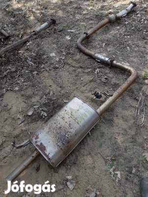 Toyota Rav 4 00-05 Kipufogó