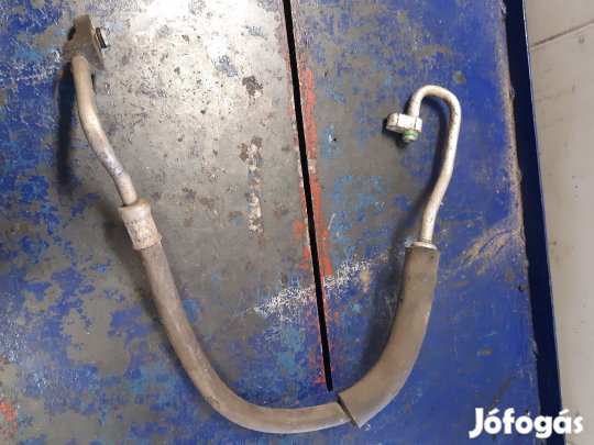 Toyota Rav 4 00-05 Klímacső