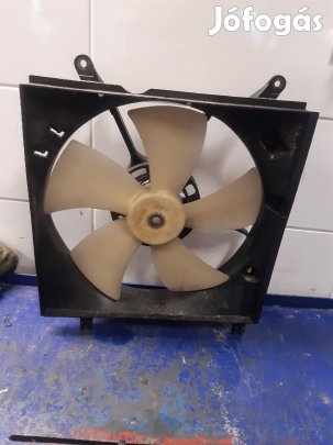 Toyota Rav 4 00-05 Vízhűtő Ventilátor
