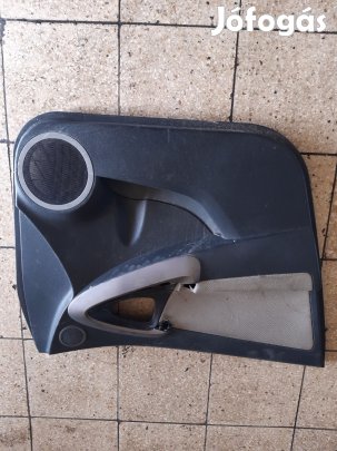 Toyota Rav 4 05-13 Bal Első Ajtókárpit