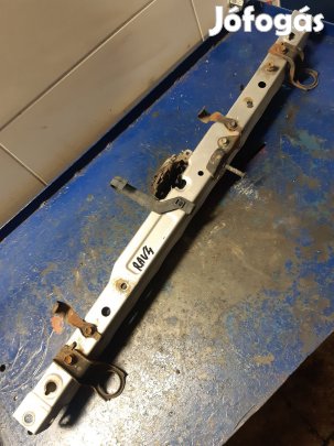 Toyota Rav 4 05-13 Zárhíd