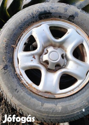 Toyota Rav 4 felni, acélfelni 215/70 R 16