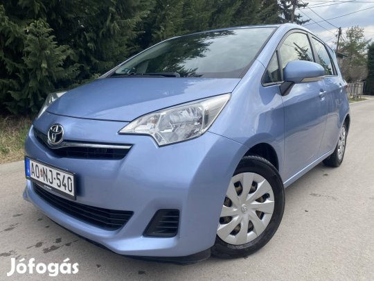 Toyota Verso-S Verso S 1.4 D-4D Club leinformál...