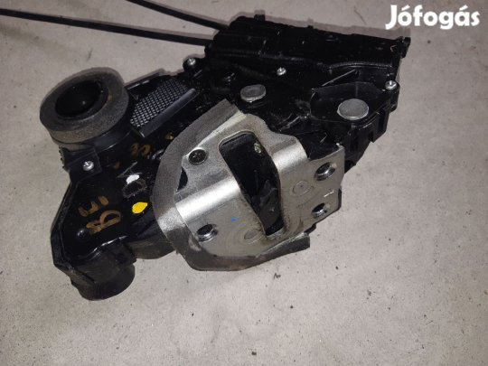 Toyota Yaris 05-10 Bal Első Ajtó Zárszerkezet