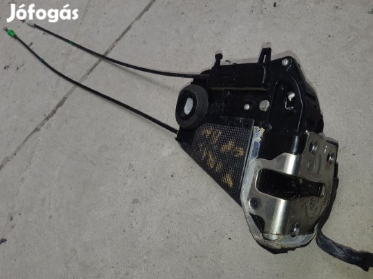 Toyota Yaris 05-10 Bal Hátsó Ajtó Zárszerkezet + Központizár Motor