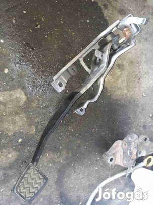 Toyota Yaris 05-10 Fékpedál