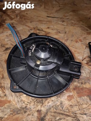 Toyota Yaris 05-10 Fűtőmotor