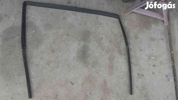 Toyota Yaris 05-10 Jobb Első Ablak Gumikéder