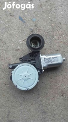 Toyota Yaris 05-10 Jobb Első Ablakemelő Motor