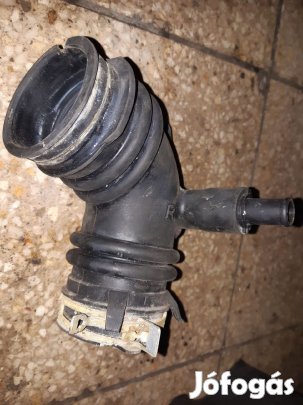 Toyota Yaris 05-10 Levegőcső