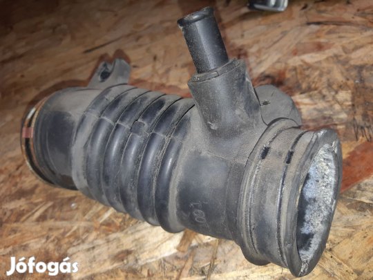 Toyota Yaris 05-10 Levegőcső