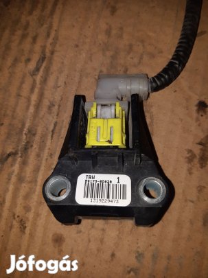 Toyota Yaris 05-10 Ütközés Érzékelő
