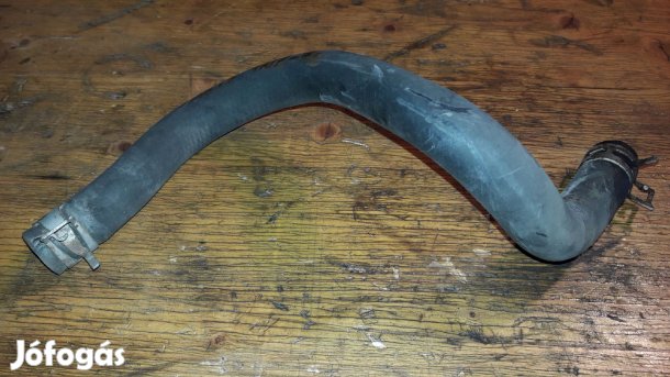 Toyota Yaris 05-10 Vízcső