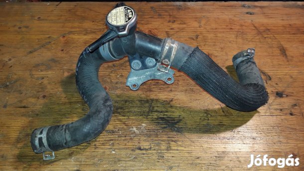 Toyota Yaris 05-10 Vízcső + Csonk