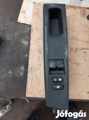 Toyota Yaris 10-20 Bal Első Ablakemelő Kapcsoló