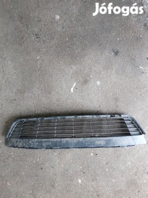 Toyota Yaris 10-20 Bal Első Lökhárító Díszrács