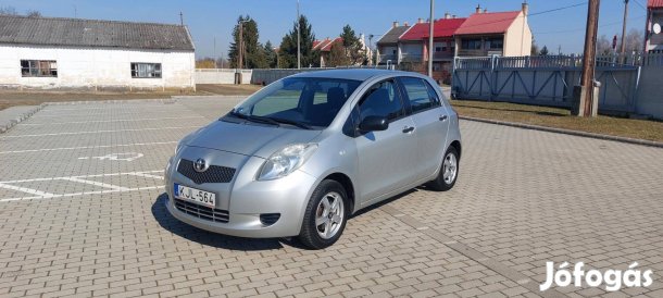 Toyota Yaris 1.0 998 Ice