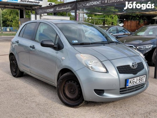 Toyota Yaris 1.0 Sol Magyarországi. Garantált km!
