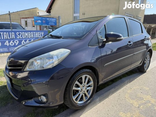 Toyota Yaris 1.33 Executive Azonnal Vihető! NAV...