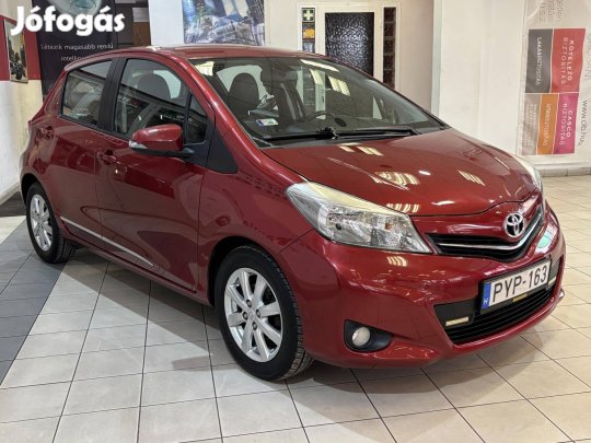 Toyota Yaris 1.33 Executive CVT Bőr-Navi-Autómata