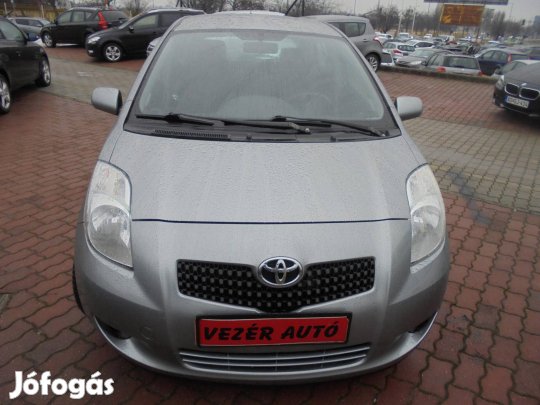 Toyota Yaris 1.3 Terra M Kormány T RADAR Kődlám...