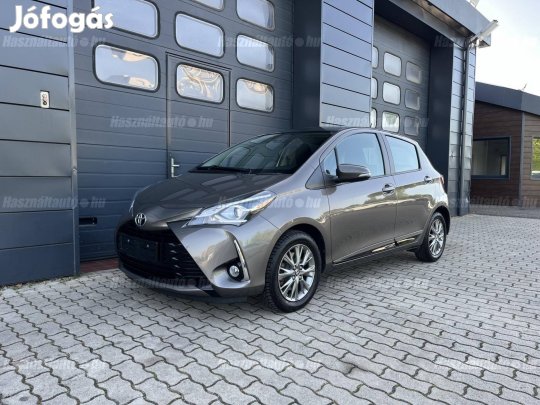 Toyota Yaris 1.5 Dual VVT-iE Comfort Szervizkön...