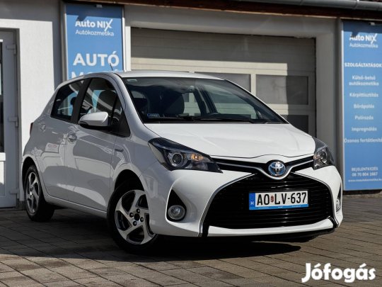 Toyota Yaris 1.5 HSD Active (Automata) Tolatóka...