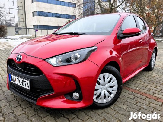 Toyota Yaris 1.5 Hybrid Comfort e-CVT /Magyaro-...