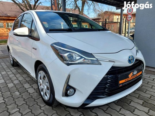 Toyota Yaris 1.5 VVT-i Hybrid Comfort e-CVT VEZ...