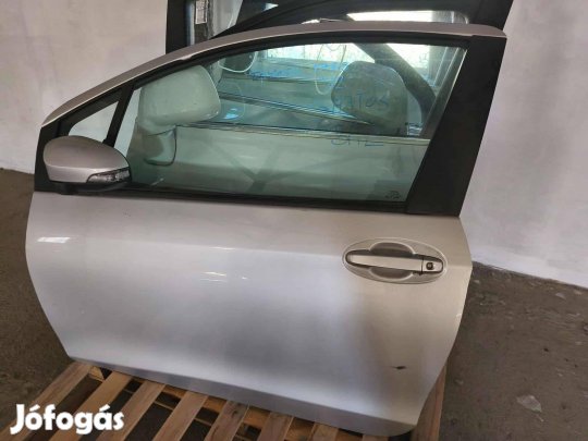 Toyota Yaris 2011-2015 XP130 jobb , bal visszapillantó tükör