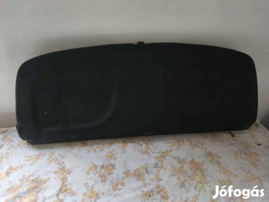 Toyota Yaris 3 XP130 kalaptartó