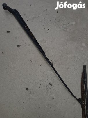 Toyota Yaris 98-05 Jobb Első Ablaktörlő Kar