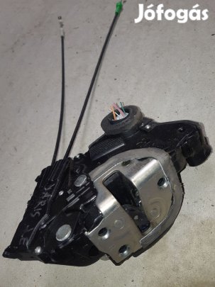 Toyota Yaris 98-05 Jobb Első Ajtó Zárszerkezet + Központizár Motor