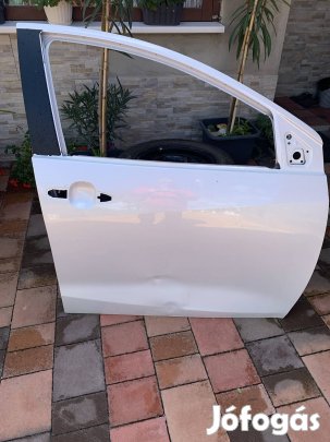 Toyota Yaris IV. Jobb első ajtó (2020- )