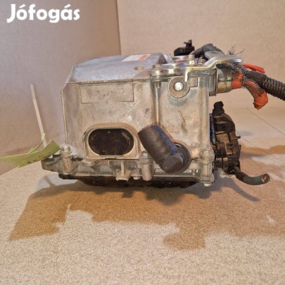 Toyota Yaris (NHP130) 1.5 Hybrid 101 LE inverter G9200-59015 használt