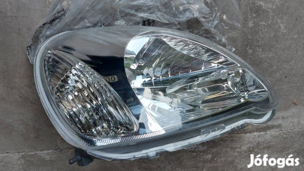 Toyota Yaris faceliftes lámpa 2003-2005, állítható motor nélkül