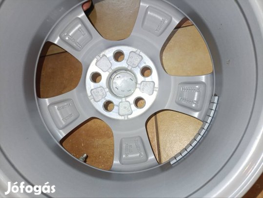 Toyota Yaris gyári r15' alufelni szenzorral 