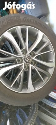 Toyota gyári alufelni szett 225/55R17 nyárigumival